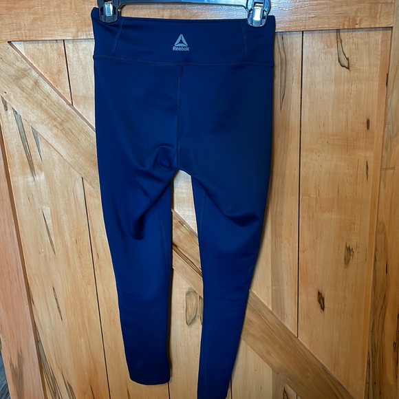 3/$15 Reebok capri yoga pants tights XS high rise - Picture 2 of 3